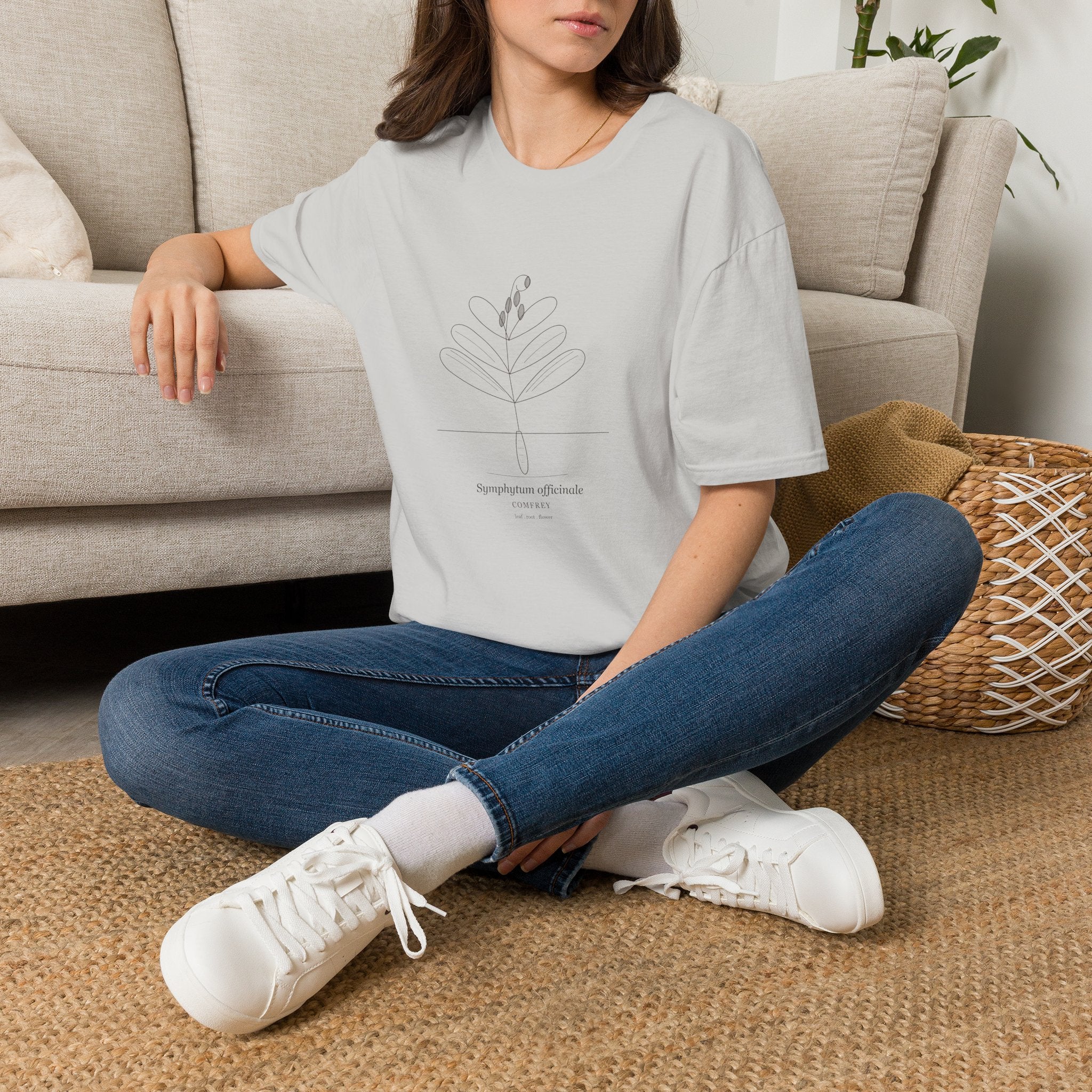 Minimal Botanical T‑Shirt | Comfrey — Simple Line Art Plant Tee