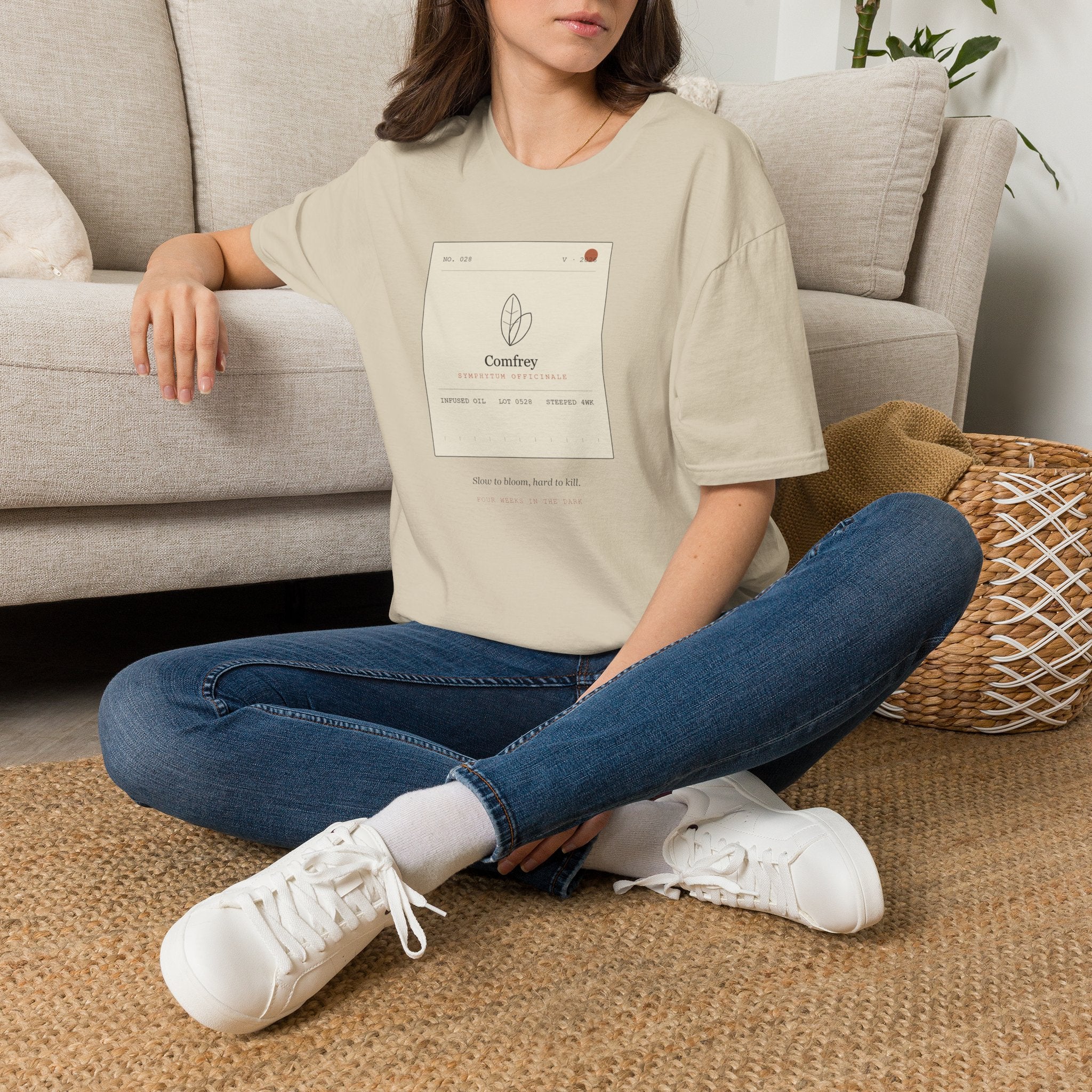 Field Ledger Comfrey Illustration T-Shirt | Botanical Flower Label Tee